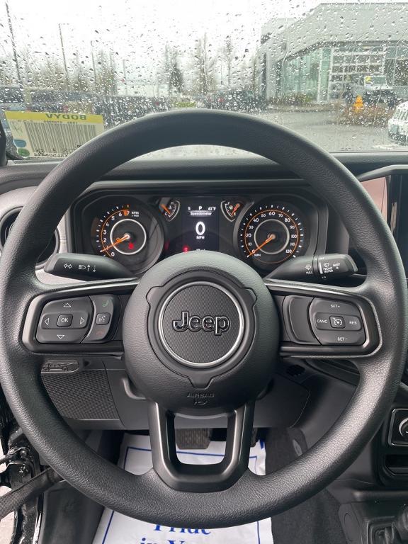 new 2025 Jeep Gladiator car, priced at $44,700