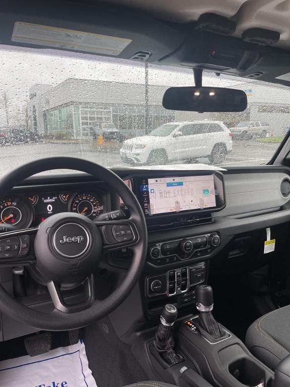 new 2025 Jeep Gladiator car, priced at $44,700