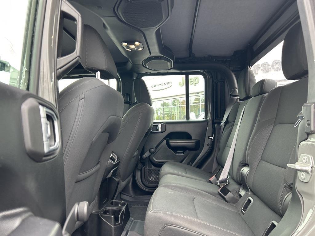 used 2021 Jeep Gladiator car, priced at $32,250