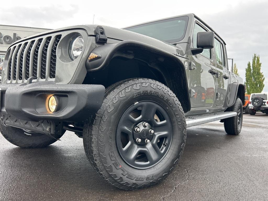 used 2021 Jeep Gladiator car, priced at $32,250