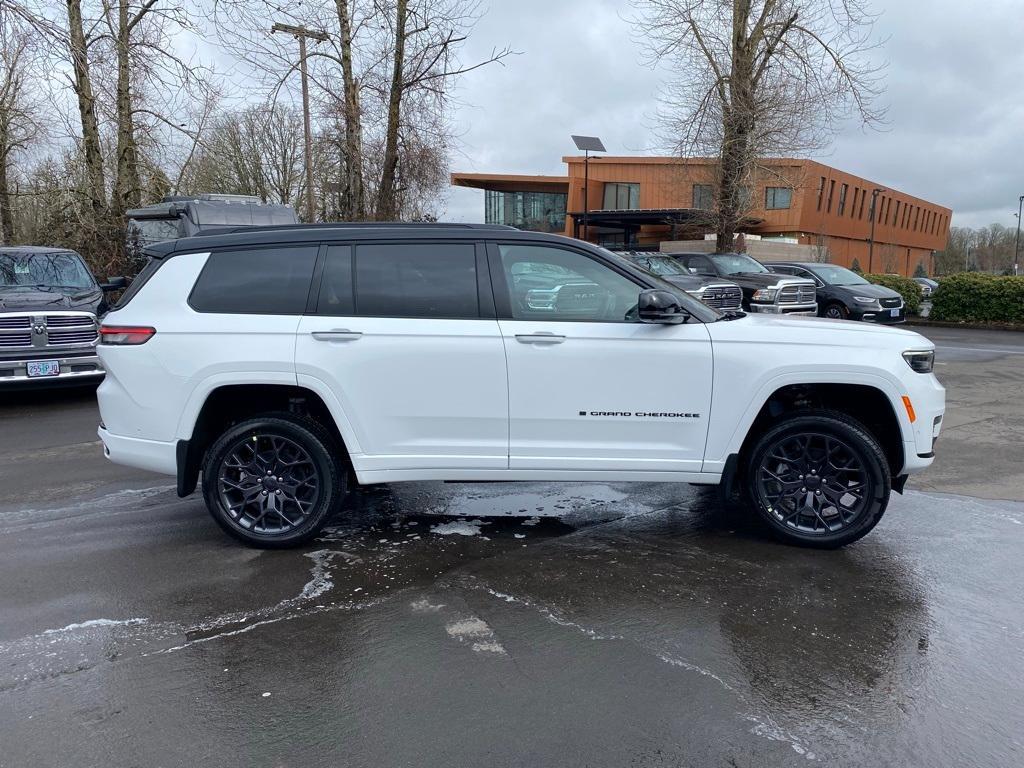 new 2025 Jeep Grand Cherokee L car, priced at $70,500