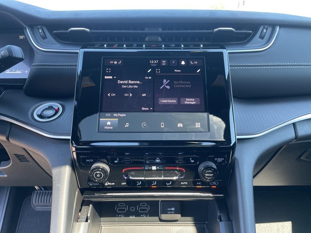 new 2025 Jeep Grand Cherokee car, priced at $45,800