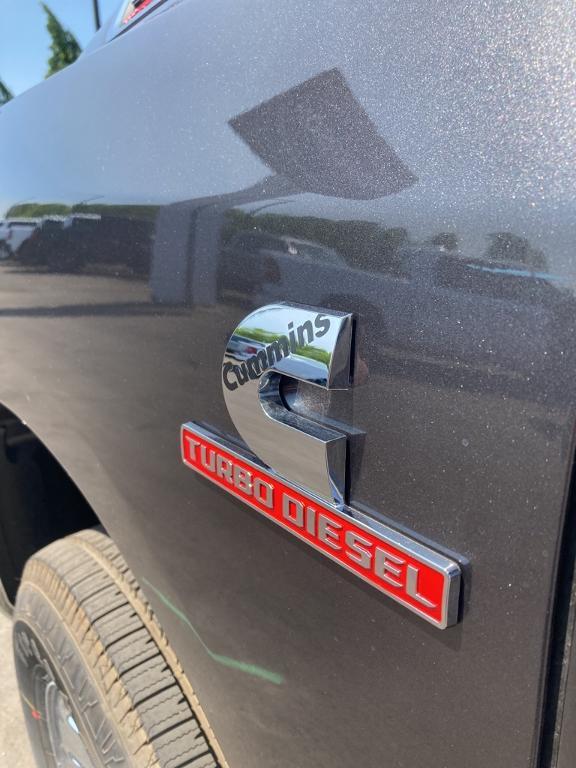 new 2025 Ram 3500 car, priced at $71,575