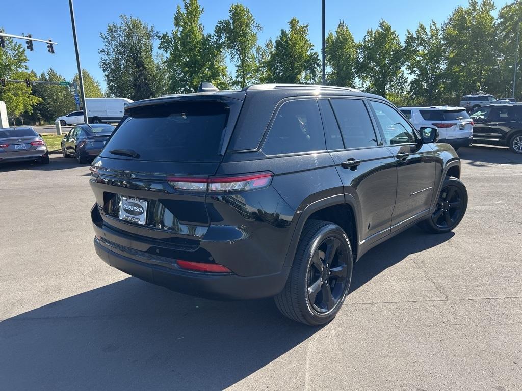 used 2022 Jeep Grand Cherokee car, priced at $36,000
