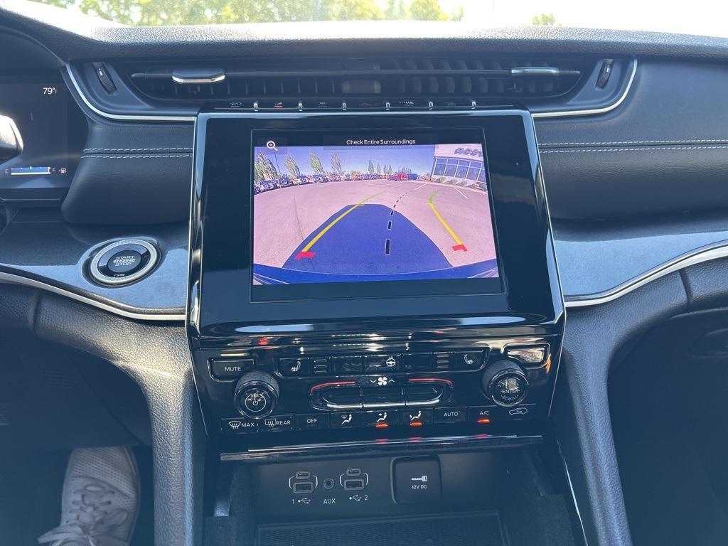 used 2022 Jeep Grand Cherokee car, priced at $36,000