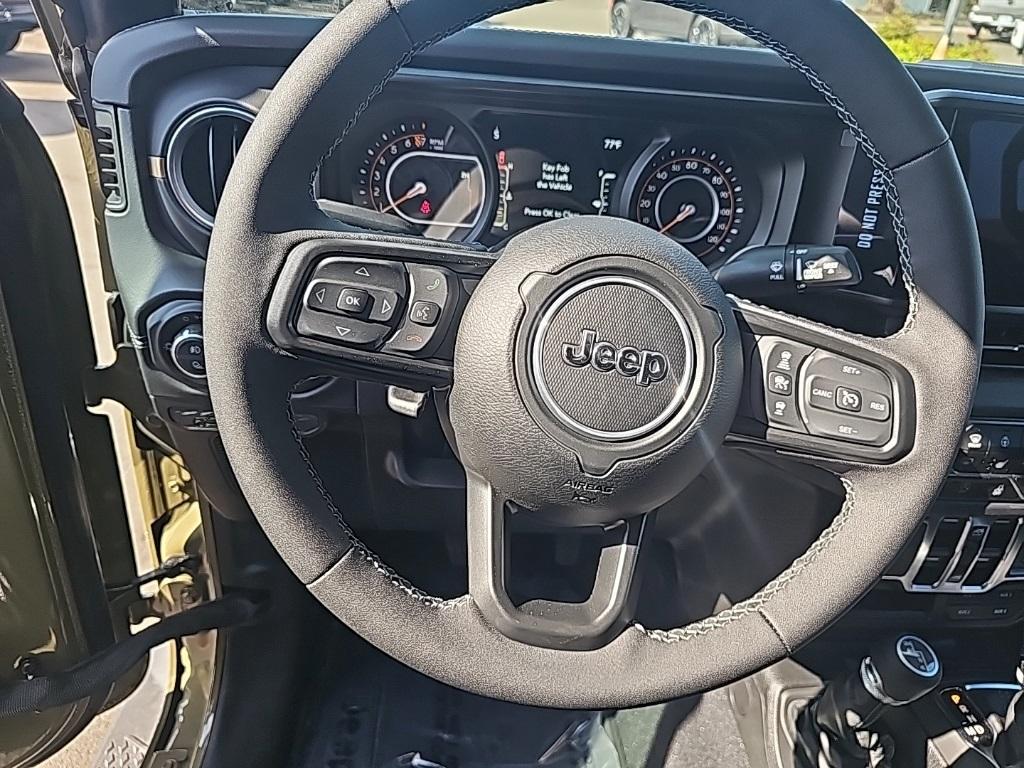 new 2025 Jeep Gladiator car, priced at $50,091