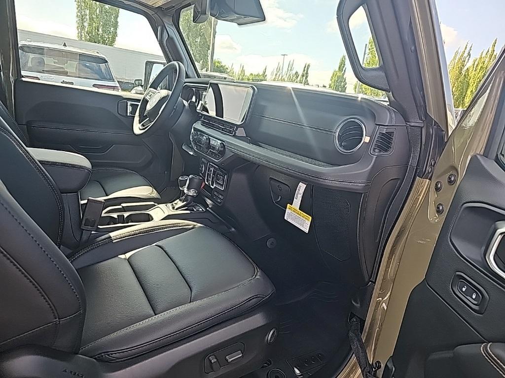 new 2025 Jeep Gladiator car, priced at $50,091