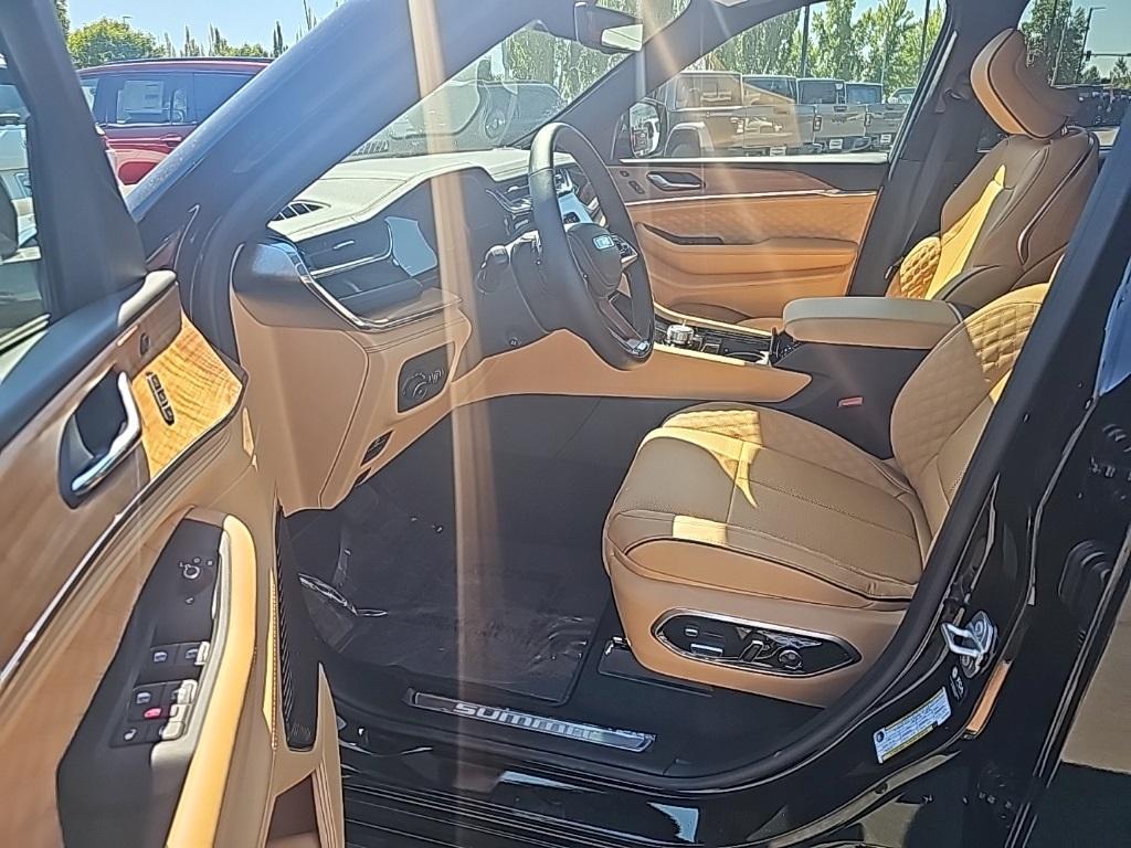new 2025 Jeep Grand Cherokee L car, priced at $69,345