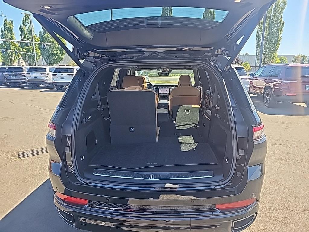 new 2025 Jeep Grand Cherokee L car, priced at $69,345