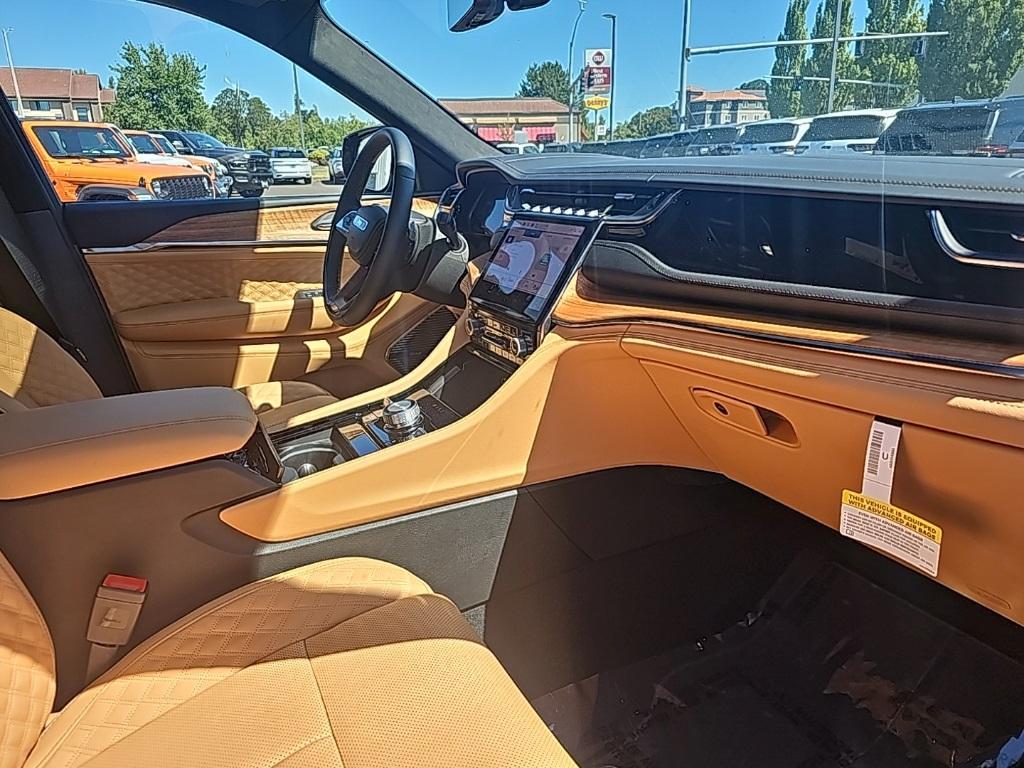 new 2025 Jeep Grand Cherokee L car, priced at $69,345