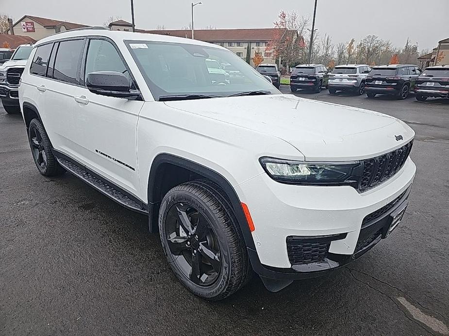 new 2024 Jeep Grand Cherokee L car, priced at $58,202