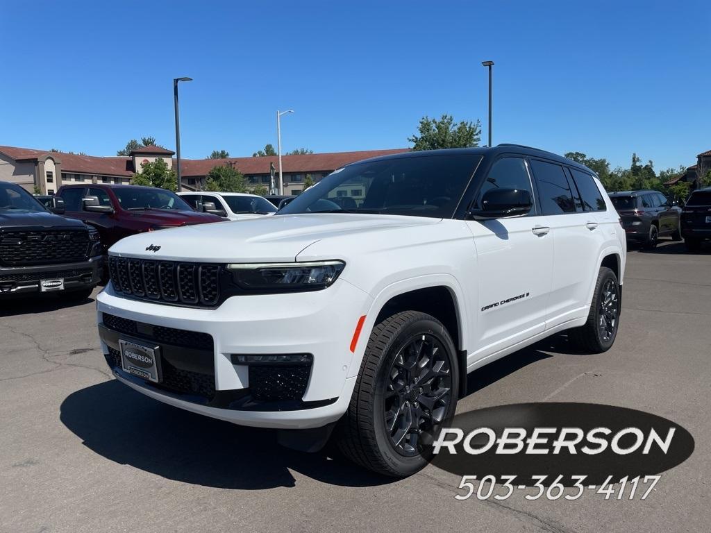new 2025 Jeep Grand Cherokee L car, priced at $67,832