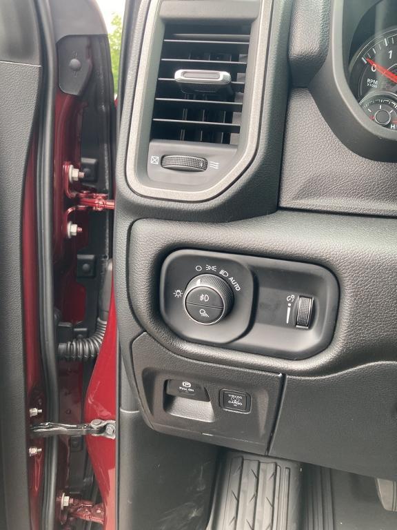 new 2025 Ram 1500 car, priced at $51,087