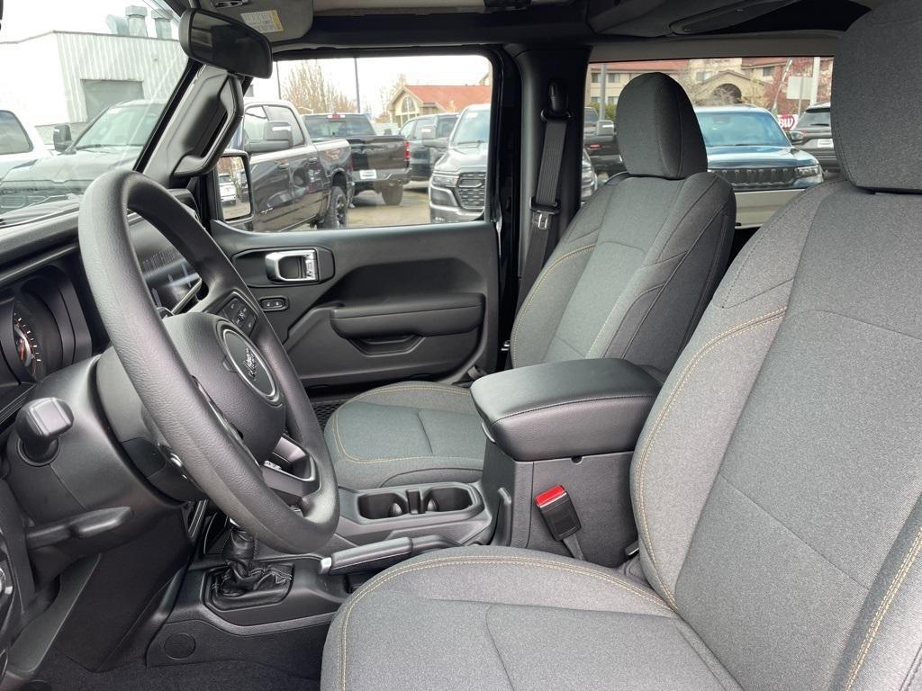 new 2025 Jeep Wrangler car, priced at $37,100