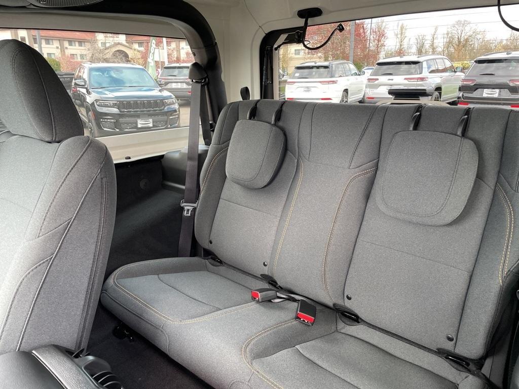 new 2025 Jeep Wrangler car, priced at $37,100