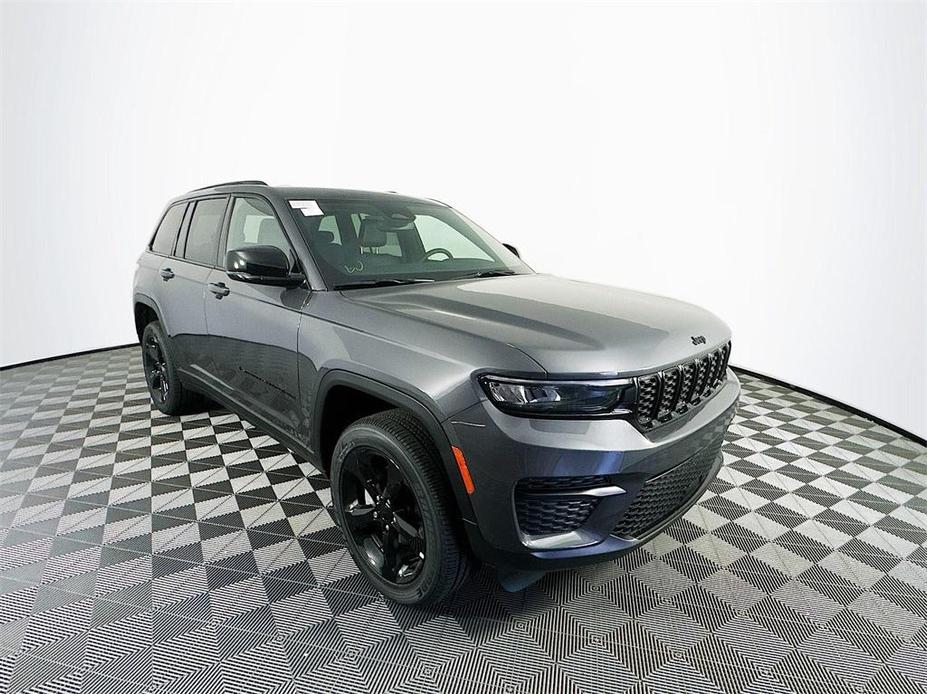 new 2024 Jeep Grand Cherokee car, priced at $43,974