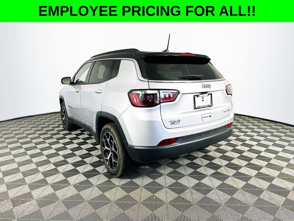 new 2025 Jeep Compass car, priced at $32,605