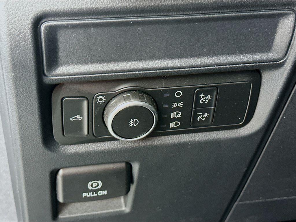 used 2021 Ford F-150 car, priced at $29,908