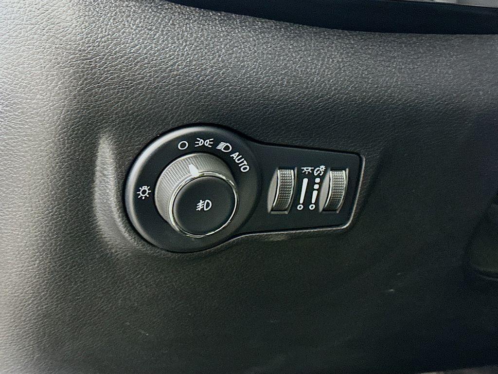 used 2022 Jeep Compass car, priced at $20,994