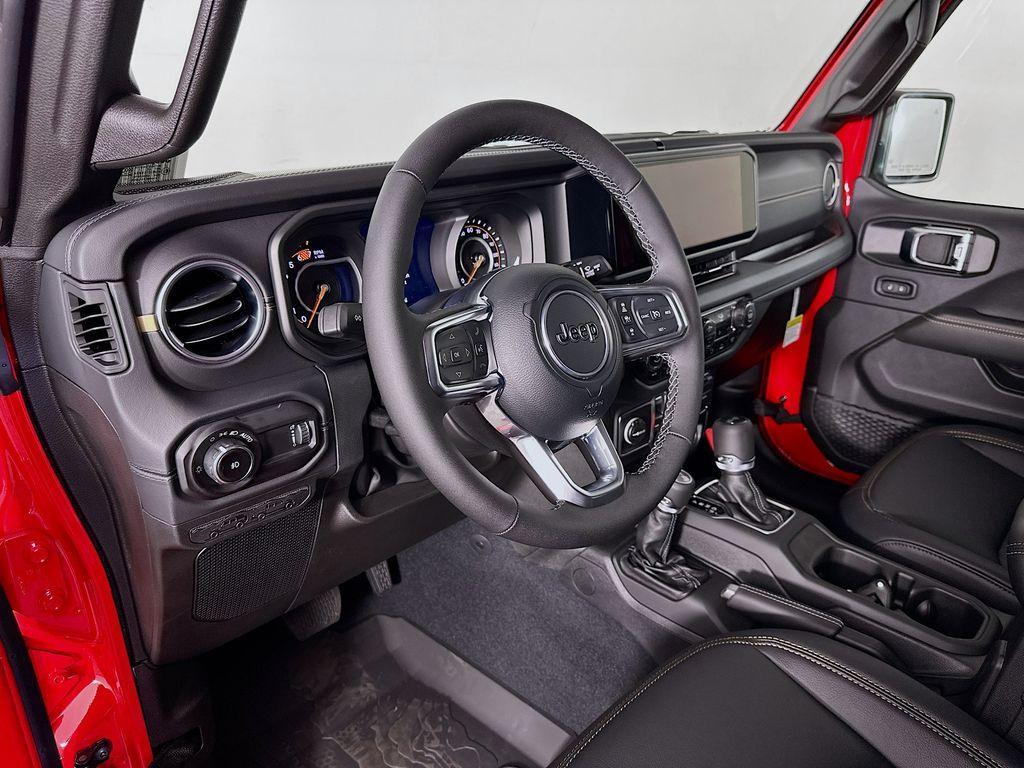 new 2025 Jeep Wrangler car, priced at $53,015
