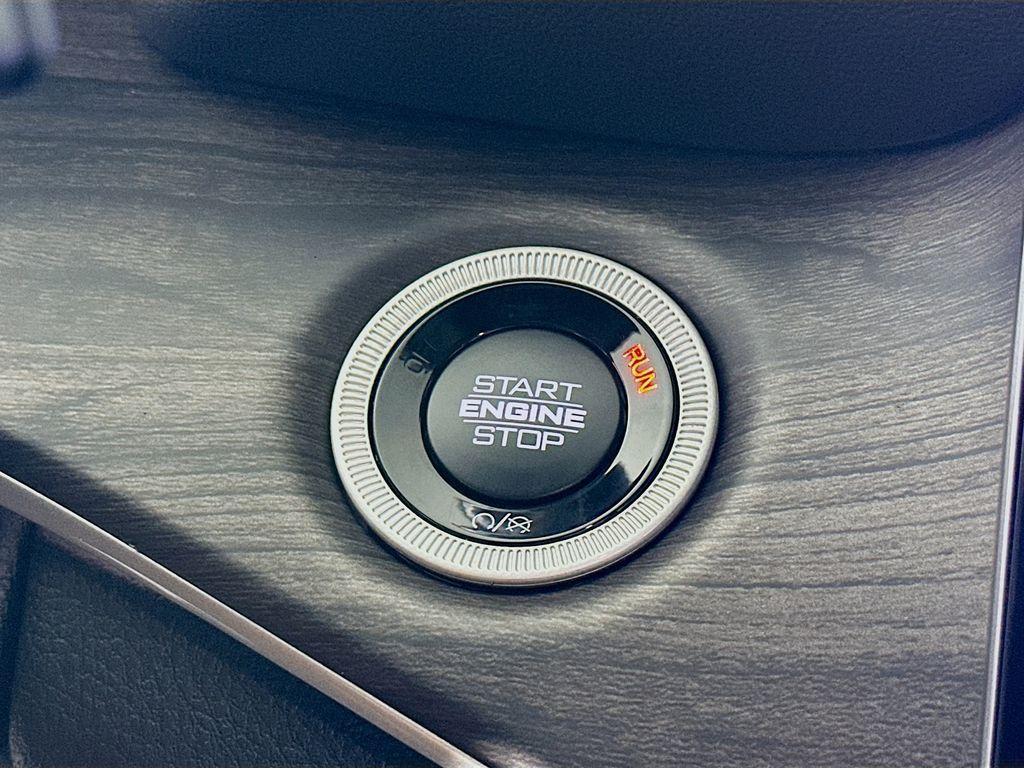 new 2025 Jeep Grand Cherokee L car, priced at $46,331