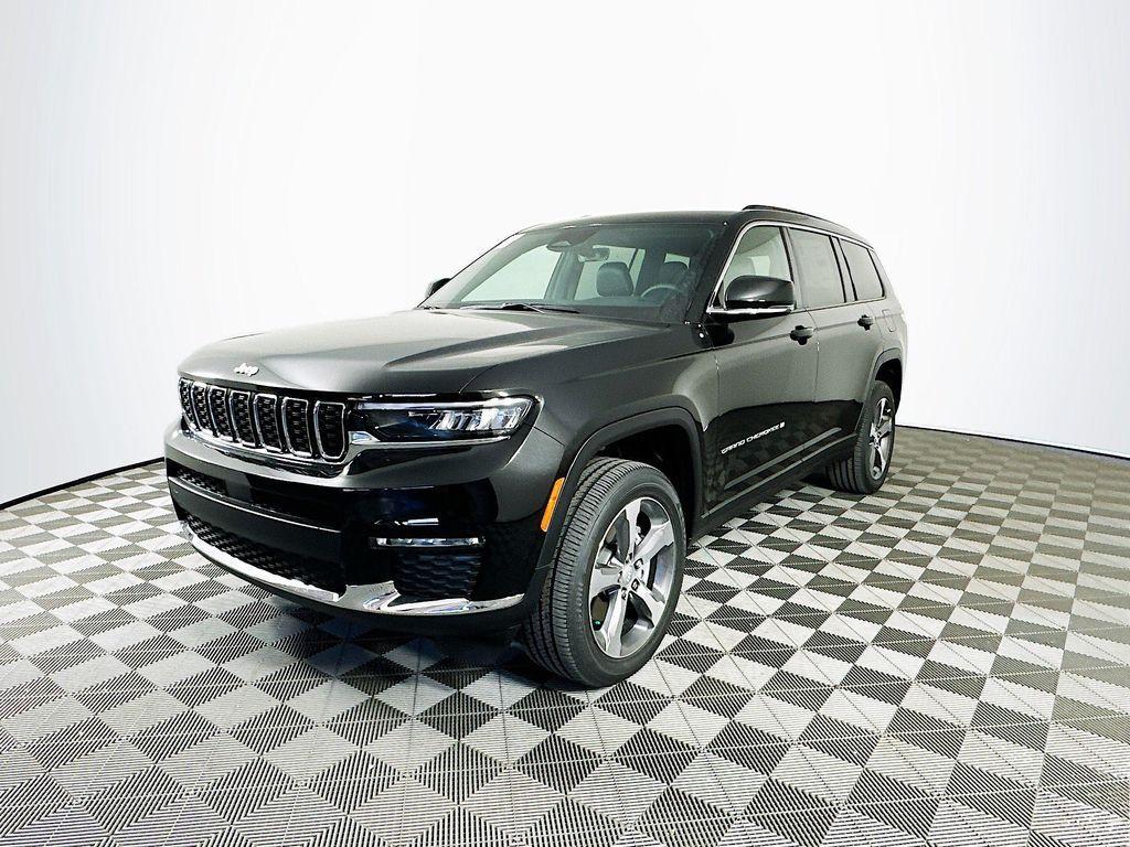 new 2025 Jeep Grand Cherokee L car, priced at $46,331