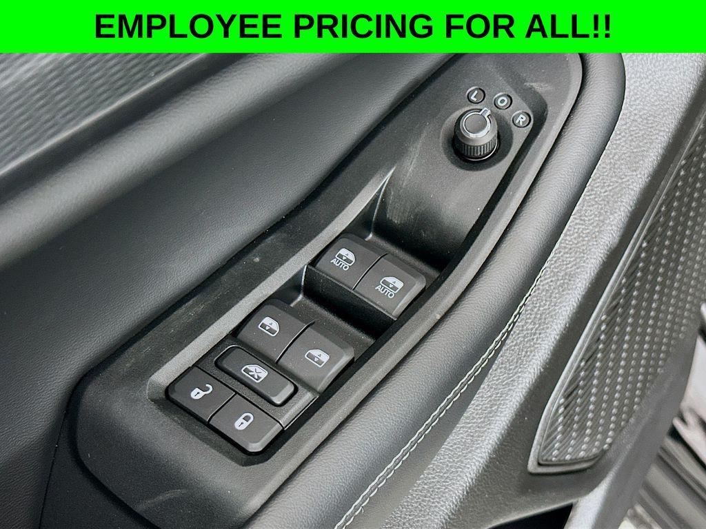 new 2025 Jeep Grand Cherokee L car, priced at $42,537