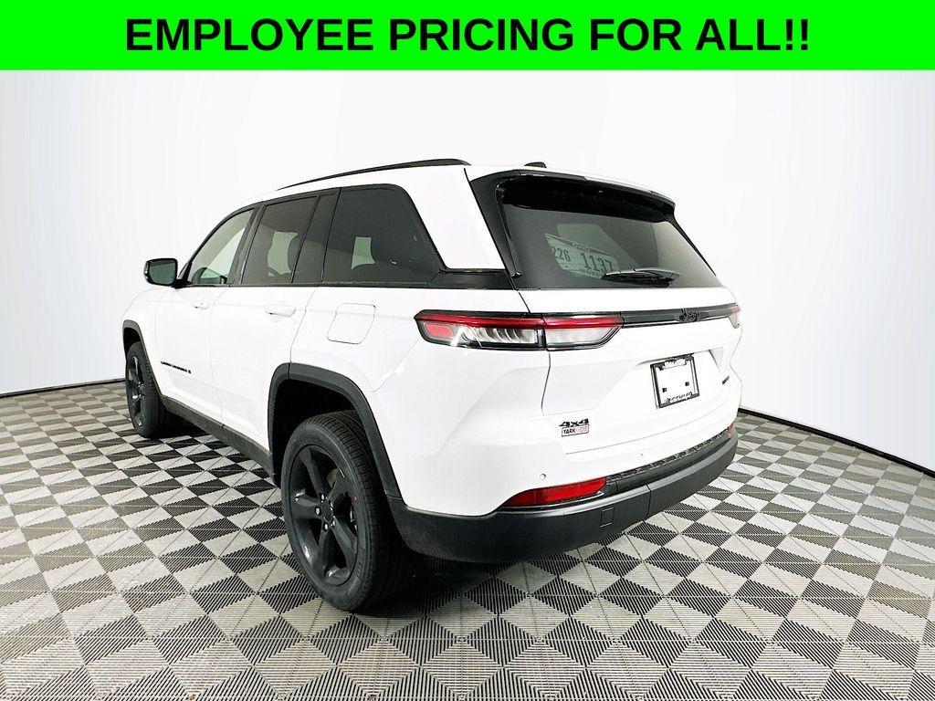 new 2025 Jeep Grand Cherokee car, priced at $46,136