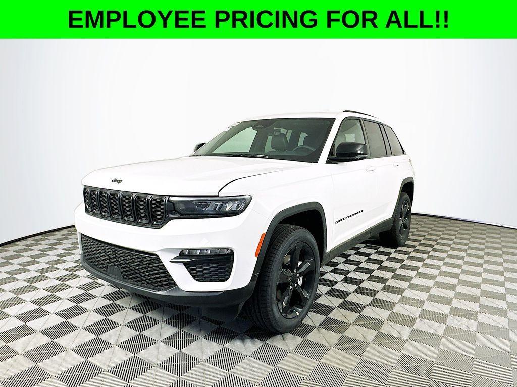 new 2025 Jeep Grand Cherokee car, priced at $46,136