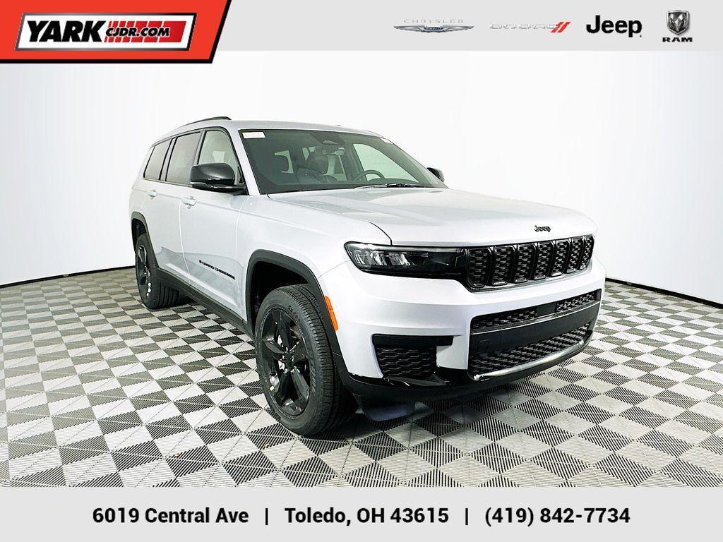 new 2025 Jeep Grand Cherokee L car, priced at $43,654