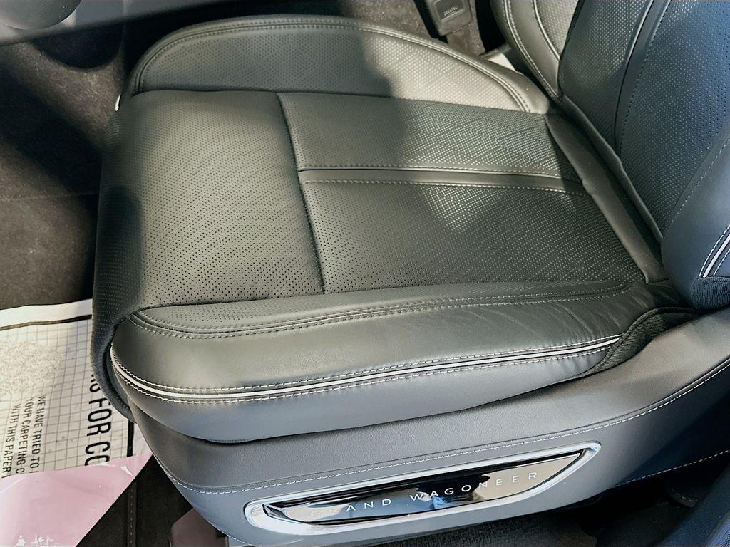 new 2025 Jeep Grand Wagoneer L car, priced at $93,614