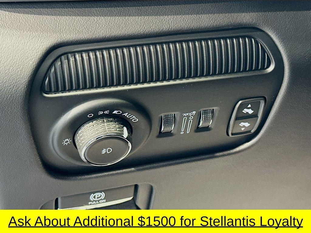 new 2025 Jeep Grand Wagoneer L car, priced at $88,694