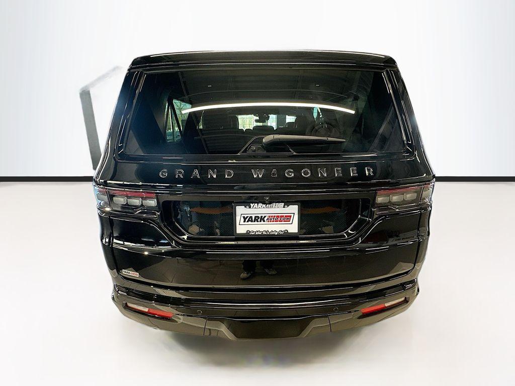new 2025 Jeep Grand Wagoneer L car, priced at $91,614