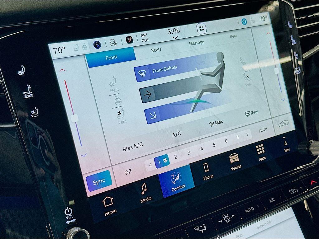 new 2025 Jeep Grand Wagoneer L car, priced at $91,614