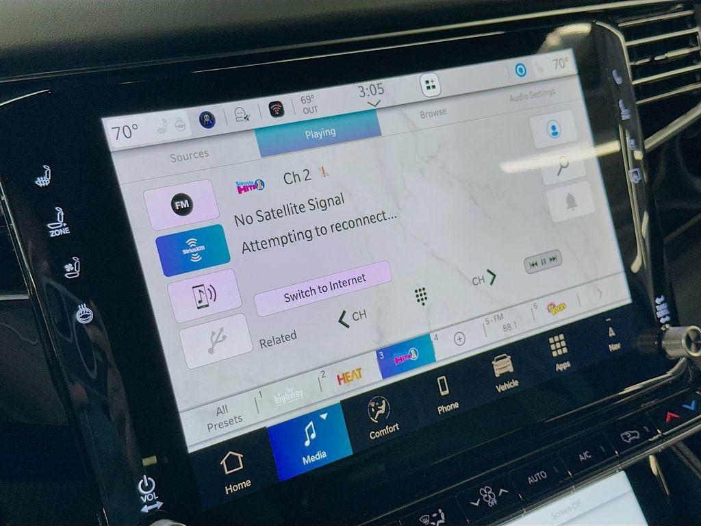 new 2025 Jeep Grand Wagoneer L car, priced at $91,614