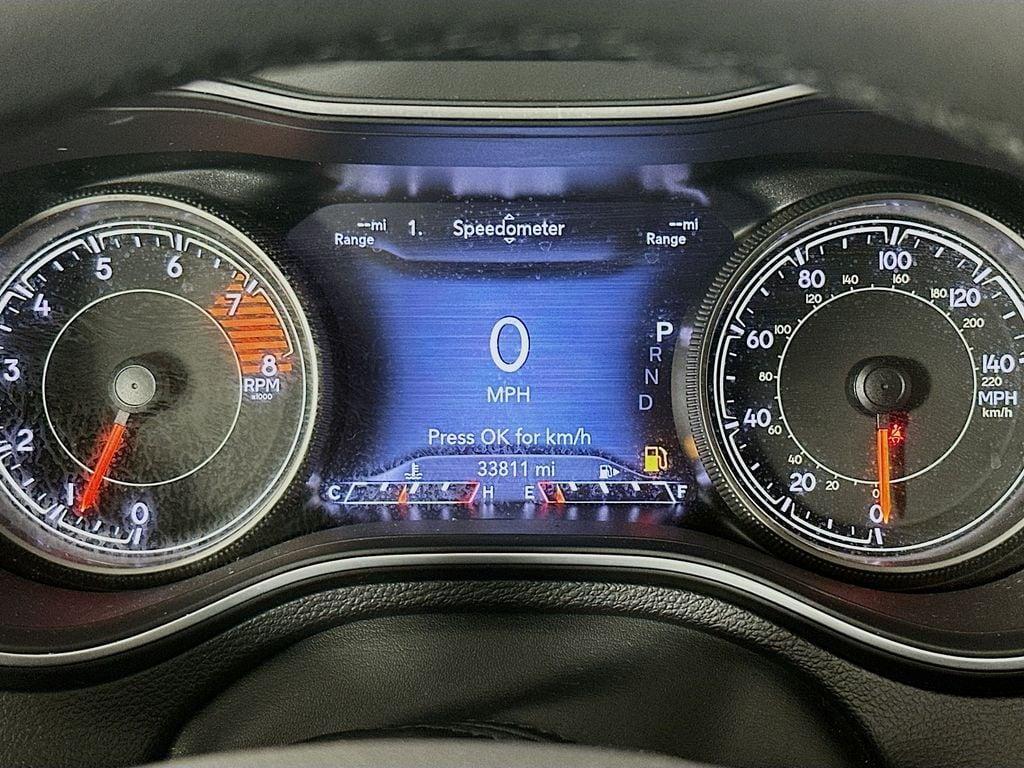 used 2022 Jeep Cherokee car, priced at $25,499