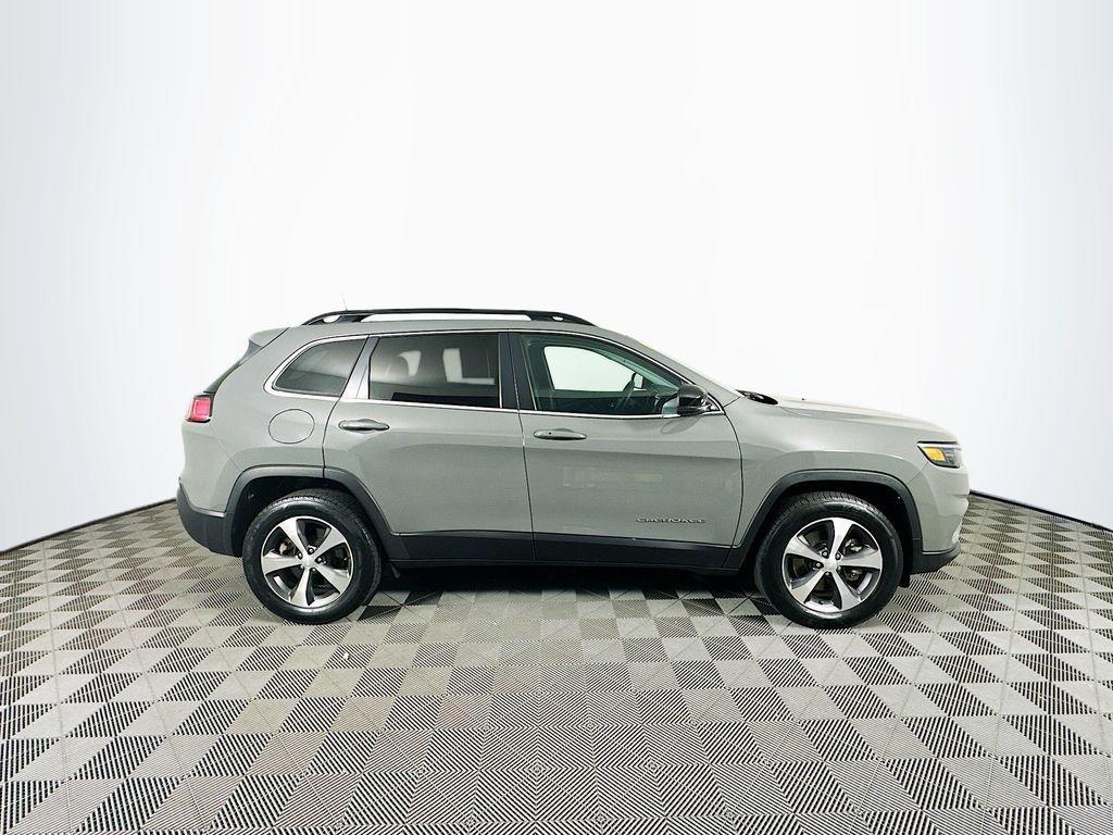 used 2022 Jeep Cherokee car, priced at $26,499