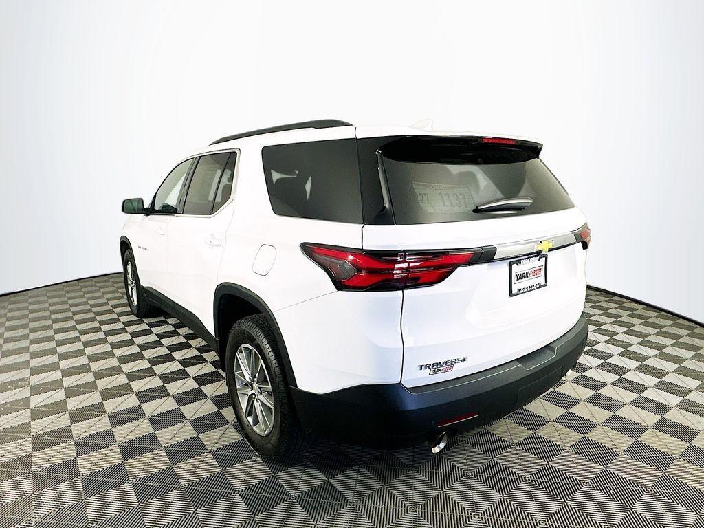 used 2023 Chevrolet Traverse car, priced at $29,799