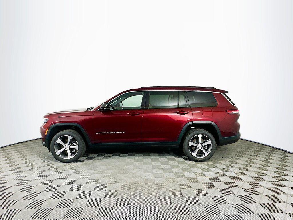 new 2025 Jeep Grand Cherokee L car, priced at $43,257