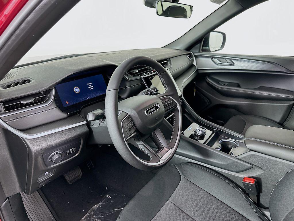 new 2025 Jeep Grand Cherokee L car, priced at $40,464