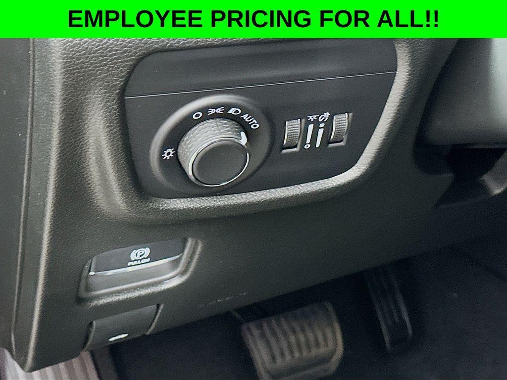new 2025 Jeep Grand Cherokee L car, priced at $42,964