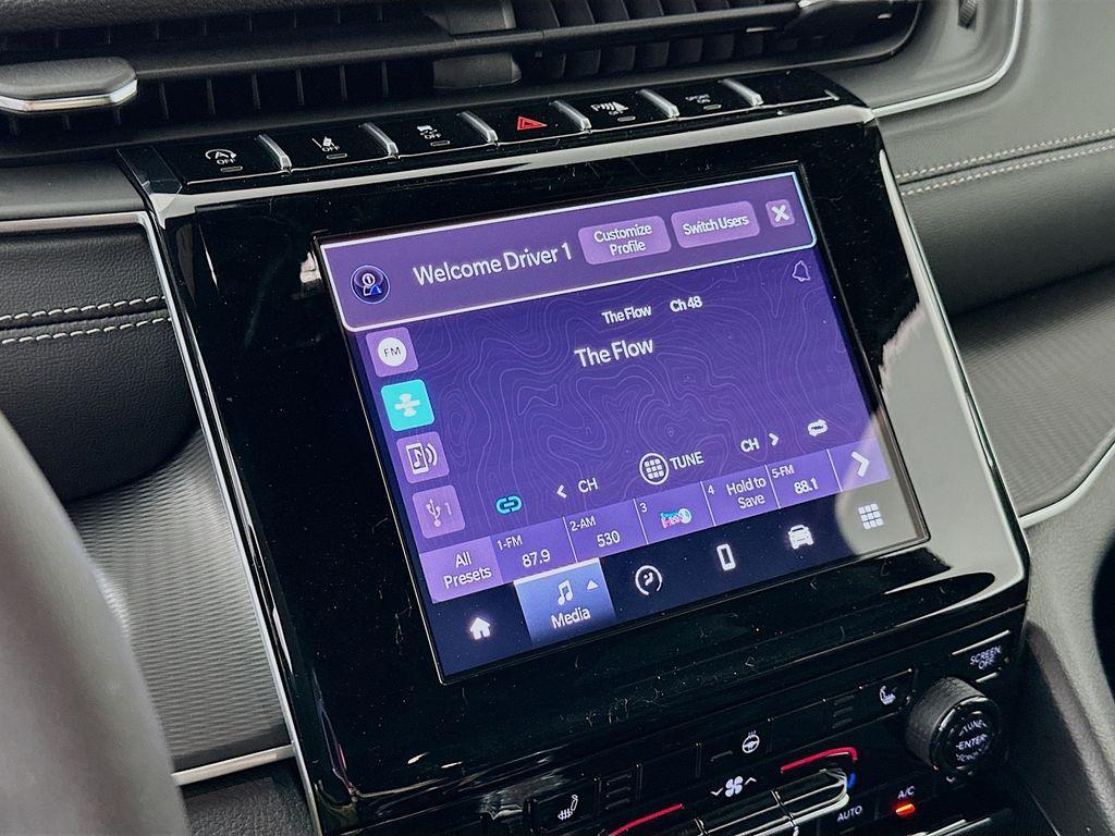 new 2025 Jeep Grand Cherokee L car, priced at $40,464