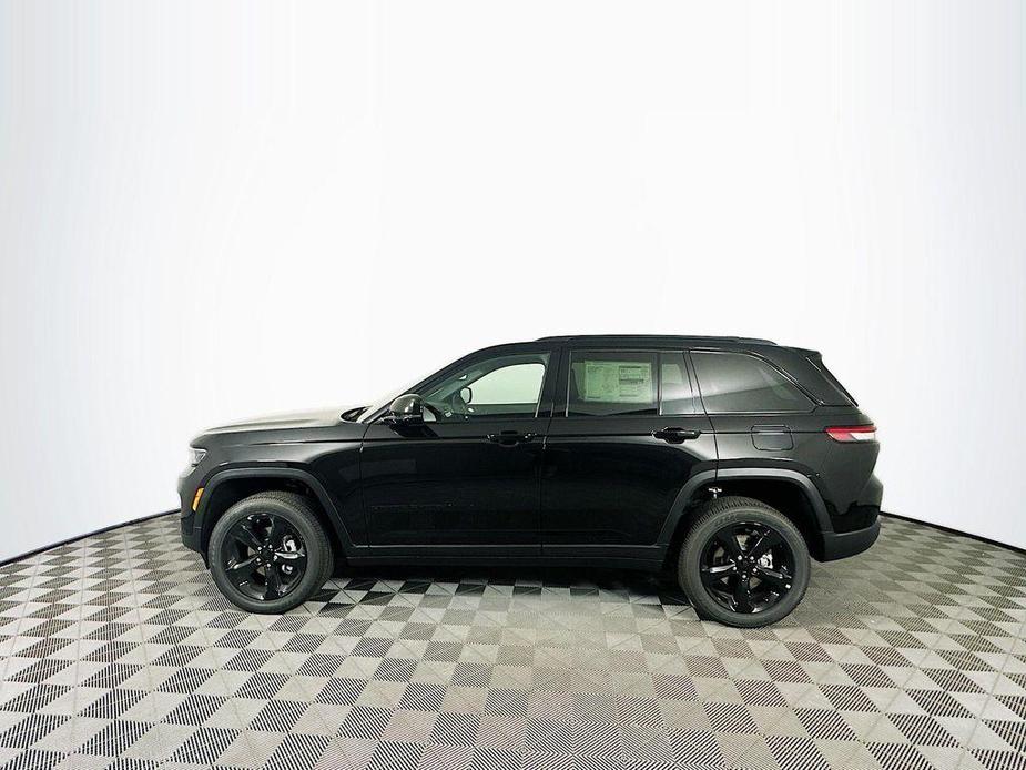 new 2024 Jeep Grand Cherokee car, priced at $39,724