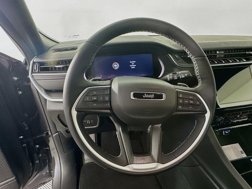new 2025 Jeep Grand Cherokee L car, priced at $44,272