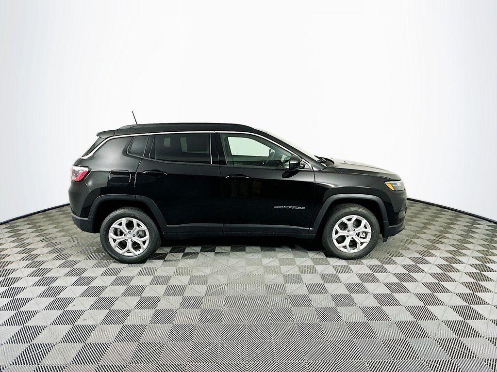 new 2024 Jeep Compass car, priced at $25,949