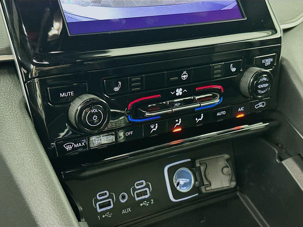 new 2025 Jeep Grand Cherokee L car, priced at $46,463