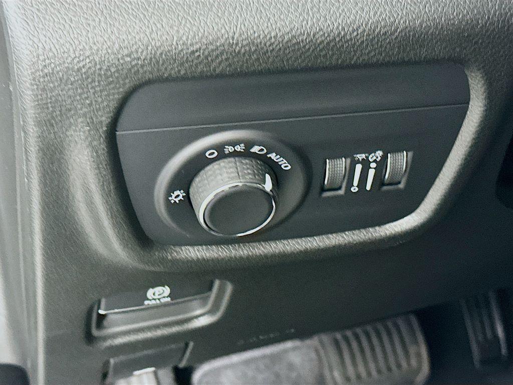 new 2025 Jeep Grand Cherokee L car, priced at $46,463