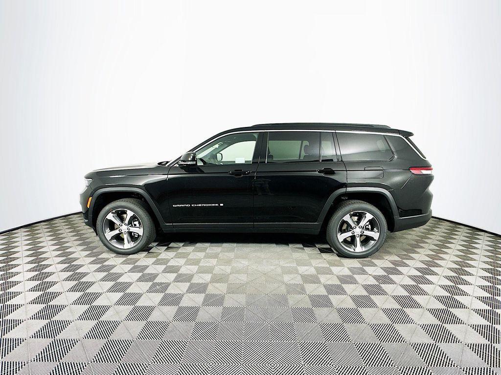 new 2025 Jeep Grand Cherokee L car, priced at $47,997