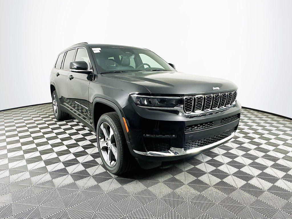 new 2025 Jeep Grand Cherokee L car, priced at $47,997