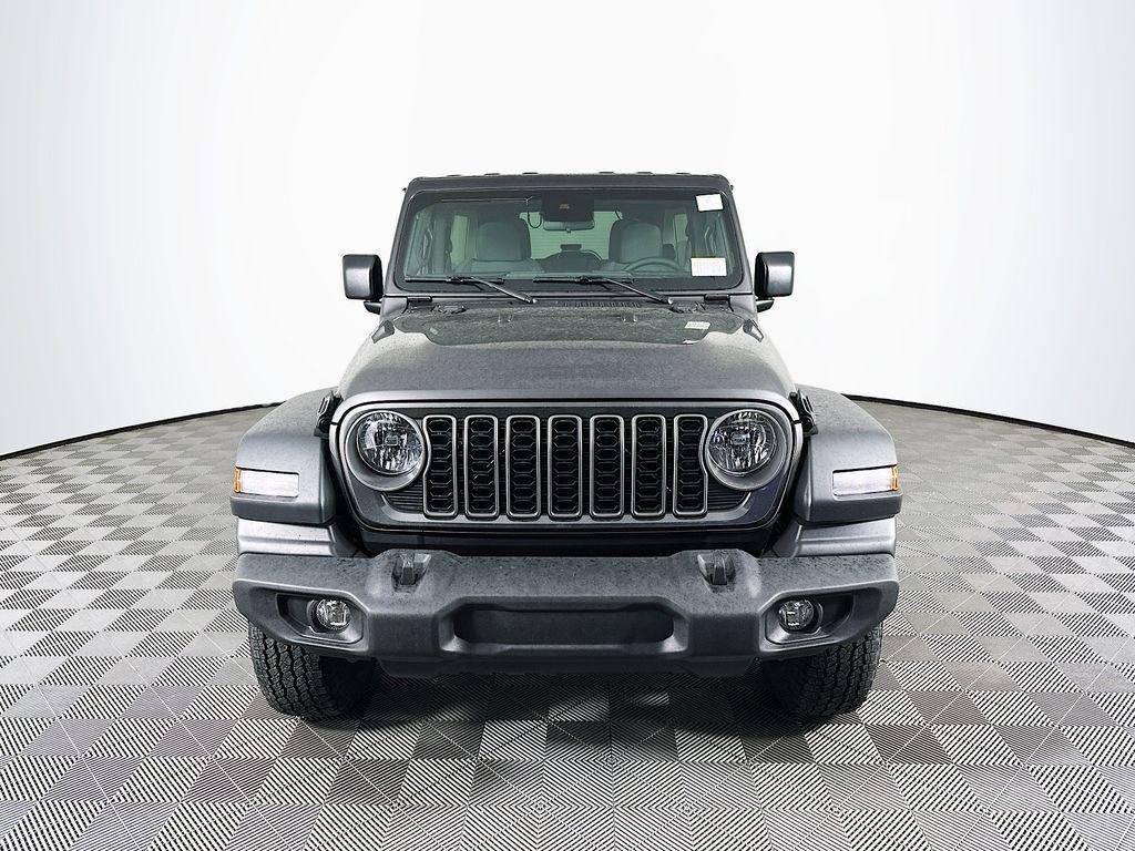 new 2025 Jeep Wrangler car, priced at $44,034